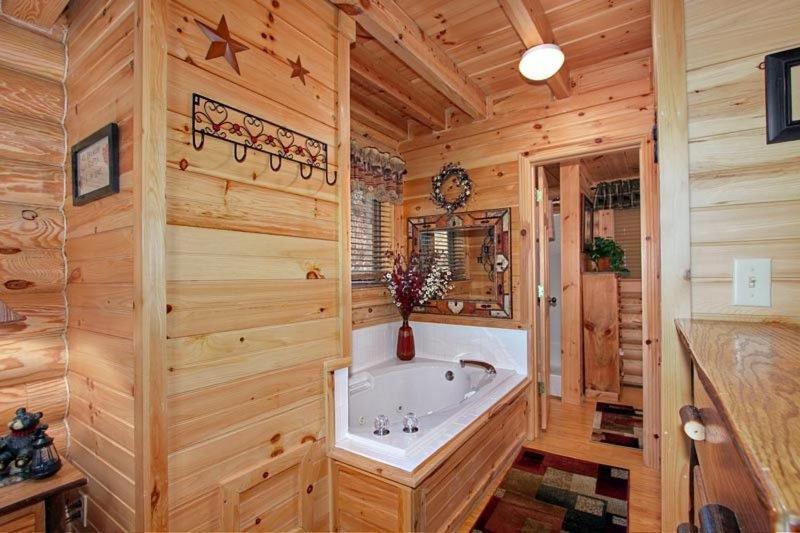 Villa Kiss Me Goodnight Sevierville Esterno foto
